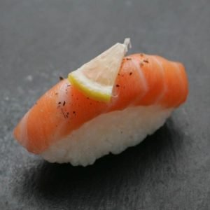 N04. Laks m. flødeost og forårsløg